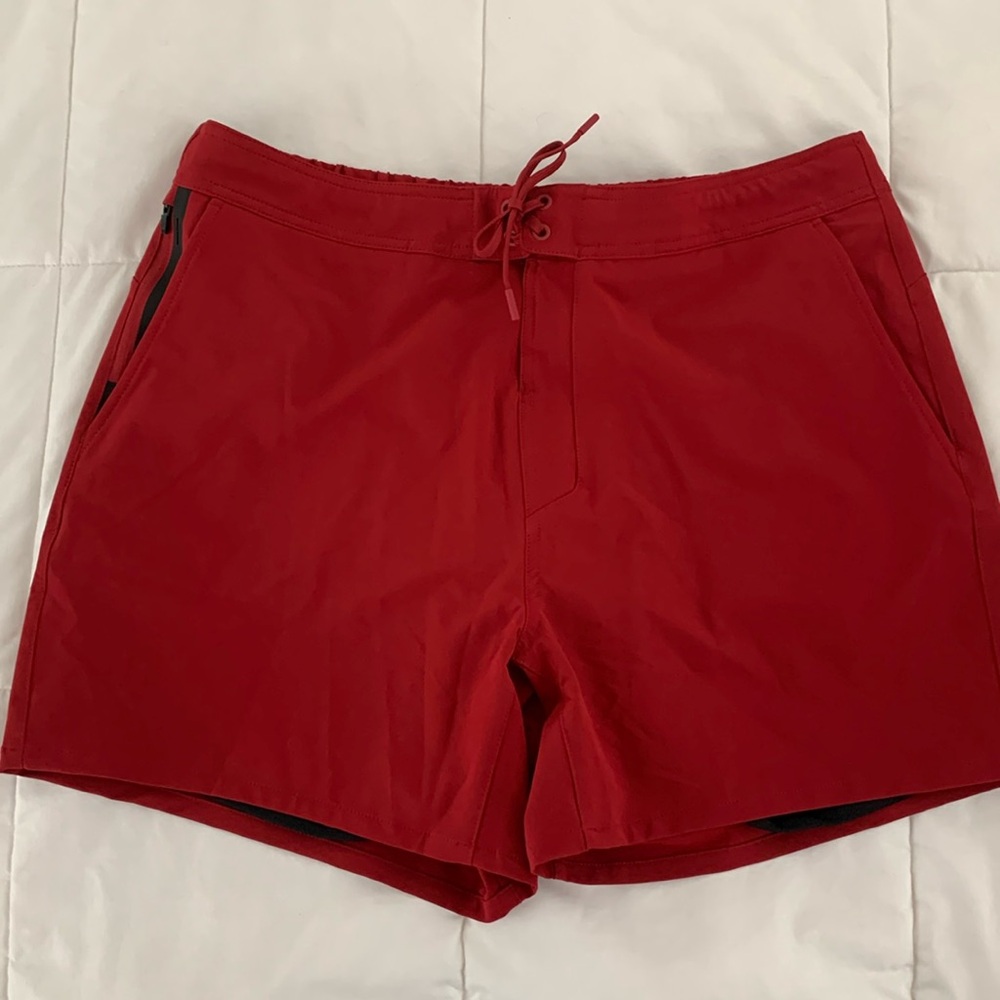 Ten Thousand NWT men’s Foundation Short.